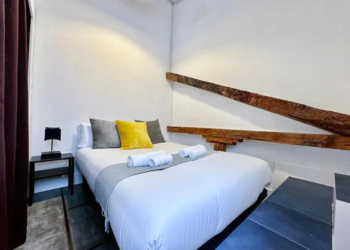 Charming Tirso De Molina IV